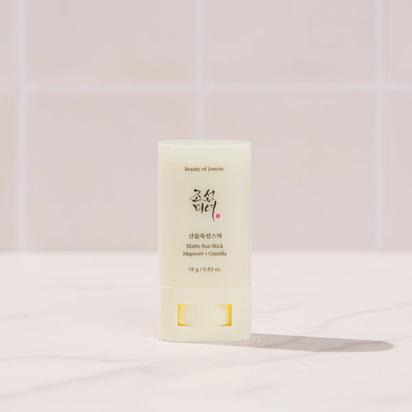 Matte Sun Stick : Mugwort + Camelia SPF 50+ PA++++