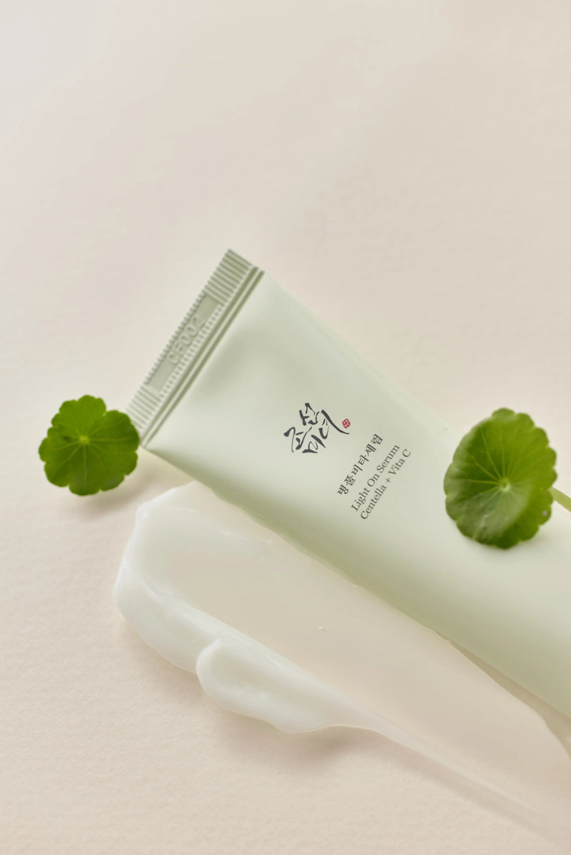 Light On Serum Centella + Vita C