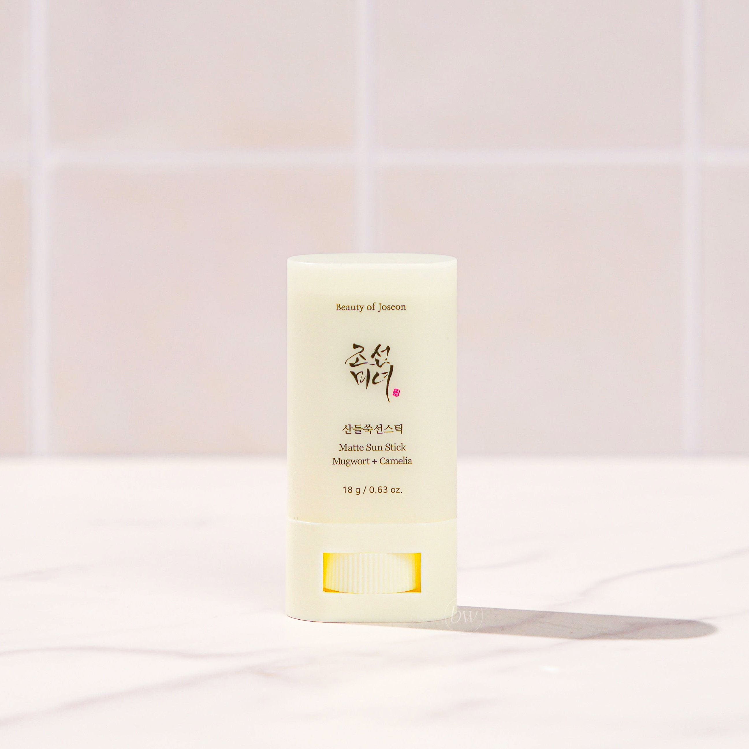 Matte Sun Stick : Mugwort + Camelia SPF 50+ PA++++